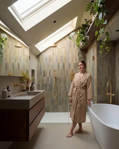 Bathroom Scene I